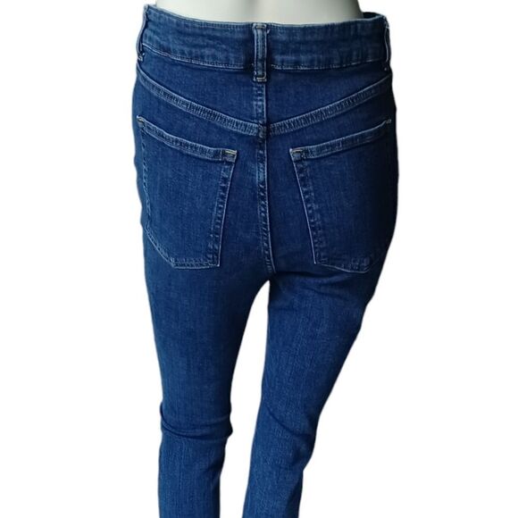 410318....Dark Wash Skinny Jeans Size 26" Waist - Picture 4 of 5